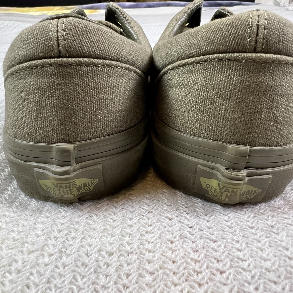 Vans‎ Era Sneakers Womens 8 Olive Green Canvas Gold Eyelets Low Top Shoes - Picture 5 of 10